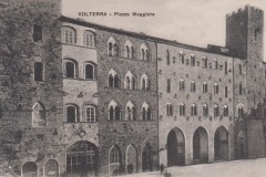 6997volterra piazza maggiore